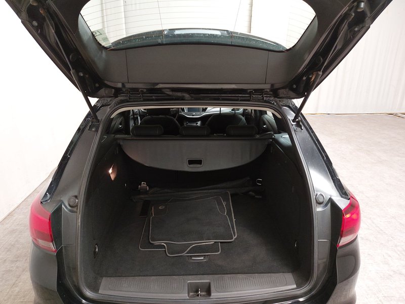 Opel Astra ST 1.5 D Edition automatik — 18