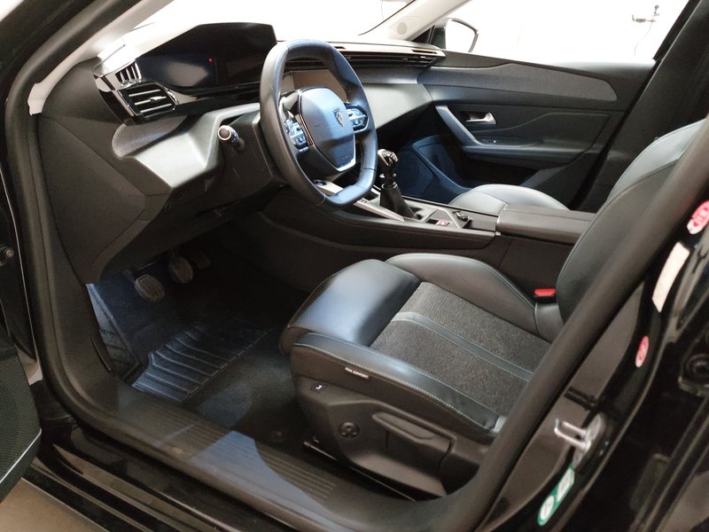 Peugeot 308 SW 1.5 BlueHDI Allure • ACC • LED — 6