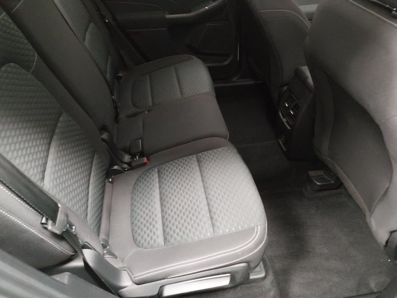 Ford Kuga 1.5 EcoBlue Cool&Connect automatik • bežično punjenje — 12