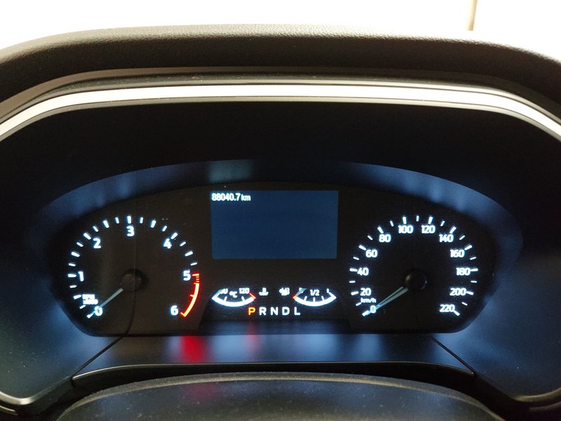 Ford Kuga 1.5 EcoBlue Cool&Connect automatik • bežično punjenje — 20