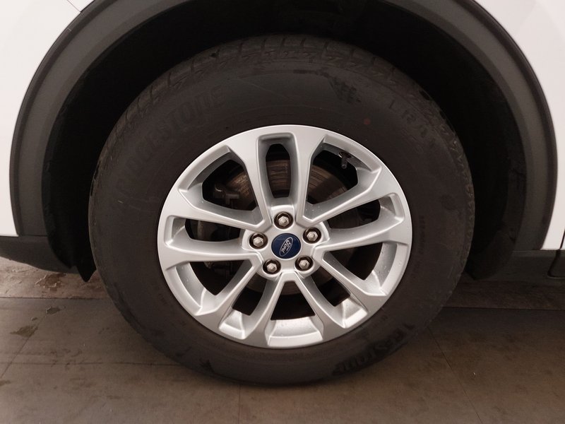Ford Kuga 1.5 EcoBlue Cool&Connect automatik • bežično punjenje — 8