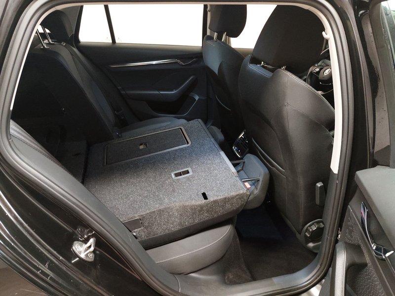 Škoda Octavia Combi 1.4 TSI iV automatik • Full LED • digitalni instrumenti — 11