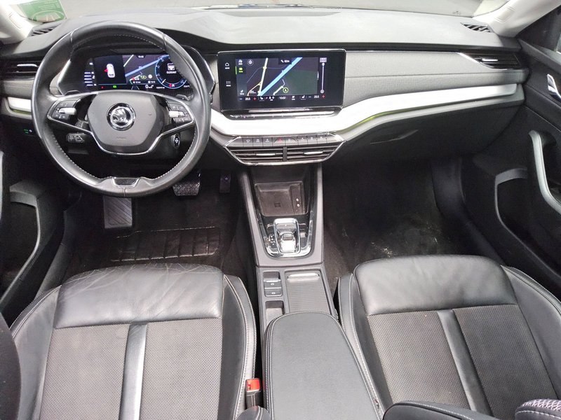 Škoda Octavia Kombi 2.0 TDI automatik Style • ACC • HUD — 5