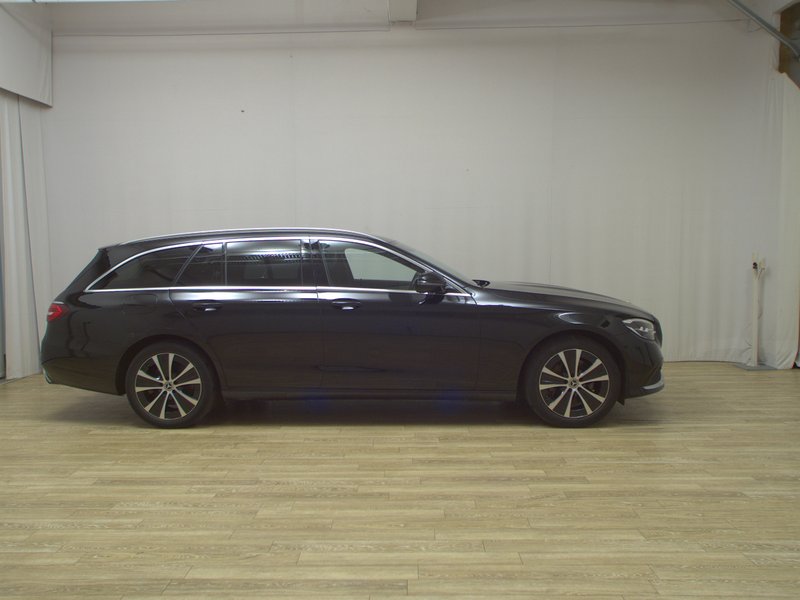 Mercedes-Benz E 300 e karavan automatik Avantgarde • AHK • LED