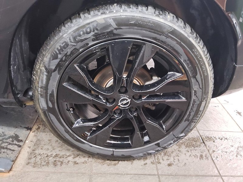 Opel Grandland X 1.5 D automatik GS Line • Full LED • 360° kamera — 11