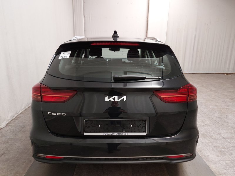 Kia cee'd Sportswagon 1.6 CRDI Spirit automatik • ACC • Full LED — 14
