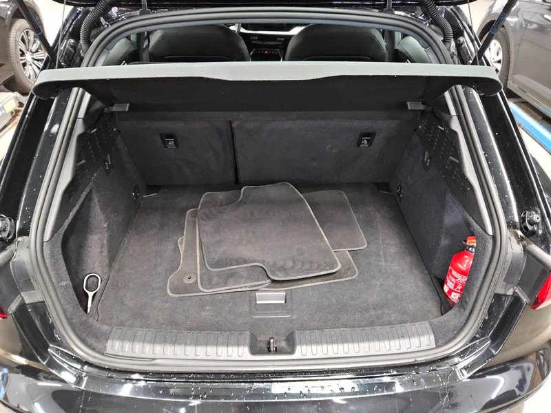 Audi A3 Sportback 35 TFSI S line automatik • digitalni instrumenti — 12