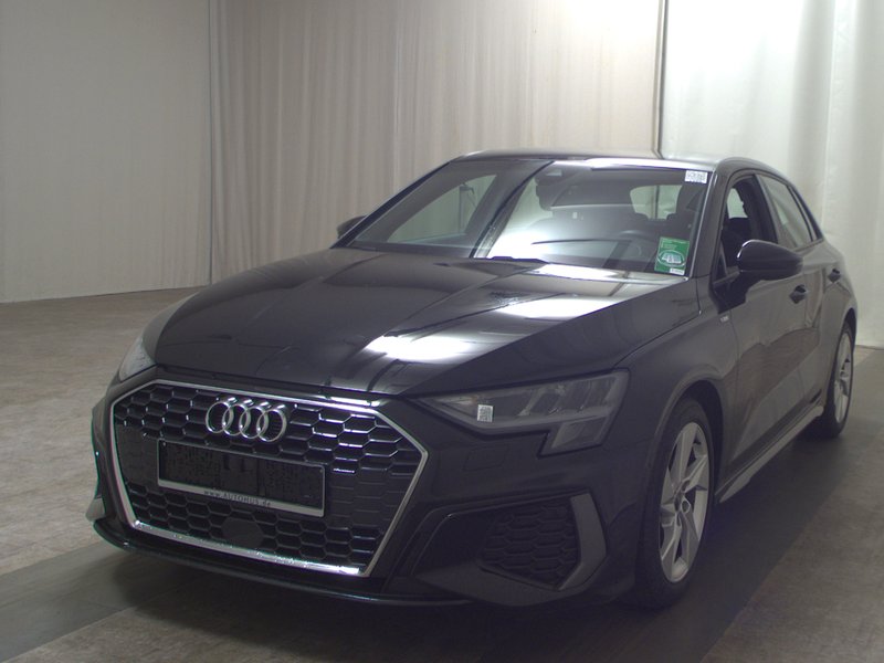 Audi A3 Sportback 35 TFSI S line automatik • digitalni instrumenti — 2