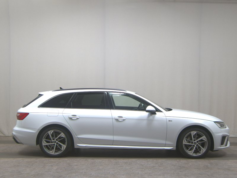 Audi A4 Avant 40 TDI automatik S line • kuka za vuču • el. peta vrata