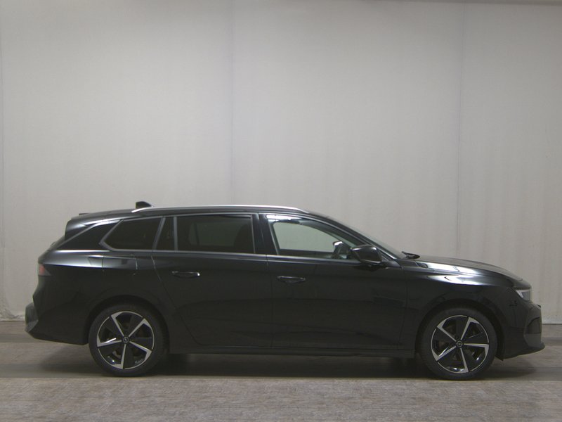 Opel Astra ST 1.5 D automatik Elegance • AHK • el. peta vrata