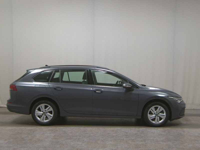Volkswagen Golf Variant 2.0 TDI Life • ACC • Full LED