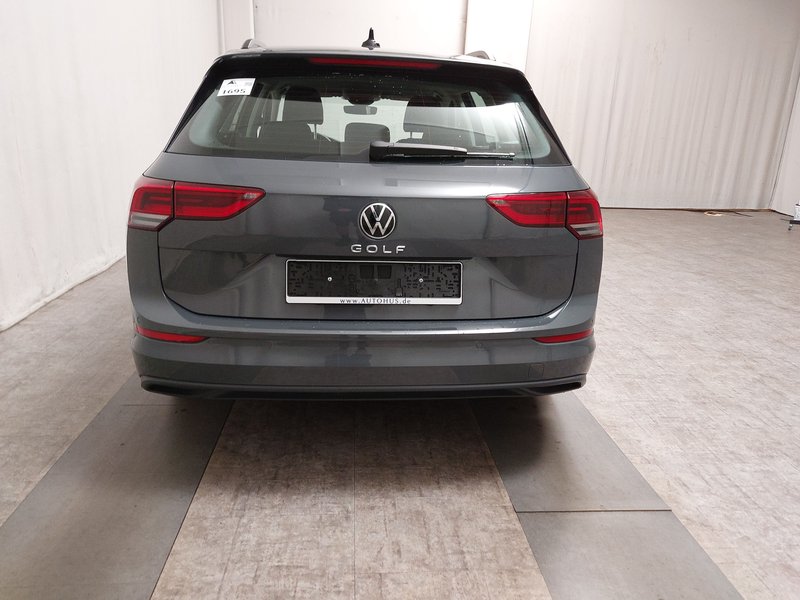Volkswagen Golf Variant 2.0 TDI Life • ACC • Full LED — 14