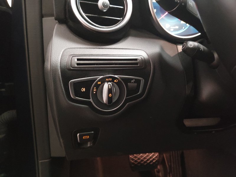 Mercedes-Benz GLC 220 d 4MATIC automatik • otvarajući krov — 7