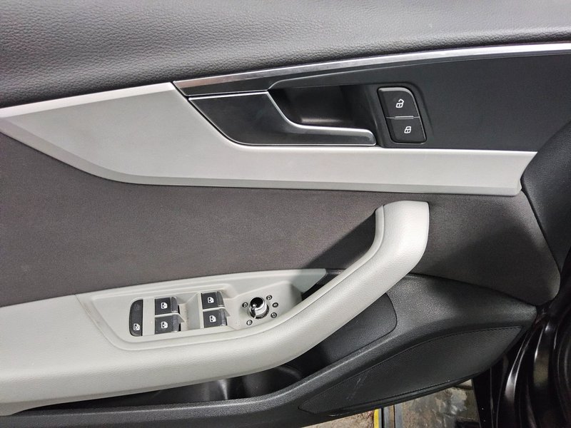 Audi A4 Avant 35 TDI automatik • 360° kamera • ACC — 9