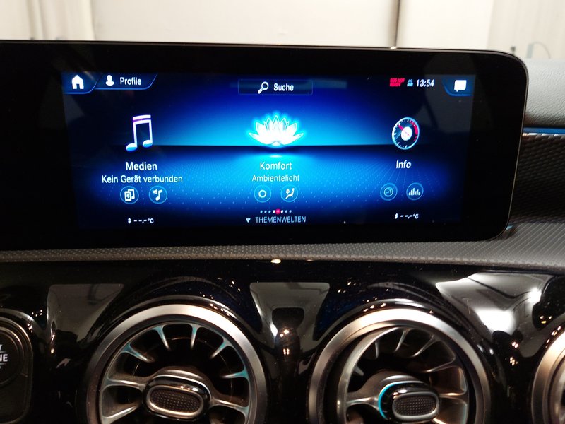 Mercedes-Benz A 200 d automatik Progressive • LED • digitalni instrumenti — 17