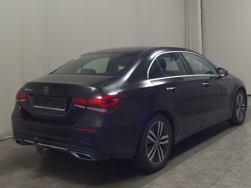 Mercedes-Benz A 200 d automatik Progressive • LED • digitalni instrumenti — 4