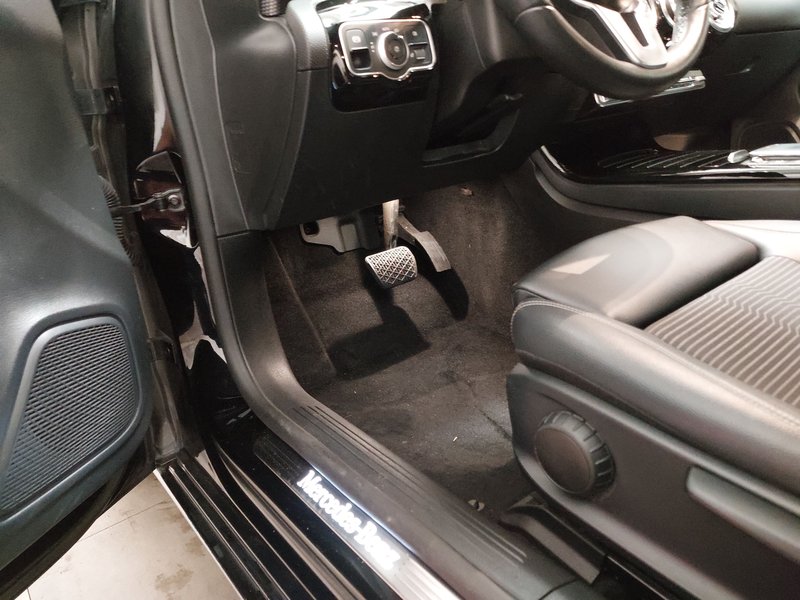 Mercedes-Benz A 200 d automatik Progressive • LED • digitalni instrumenti — 7