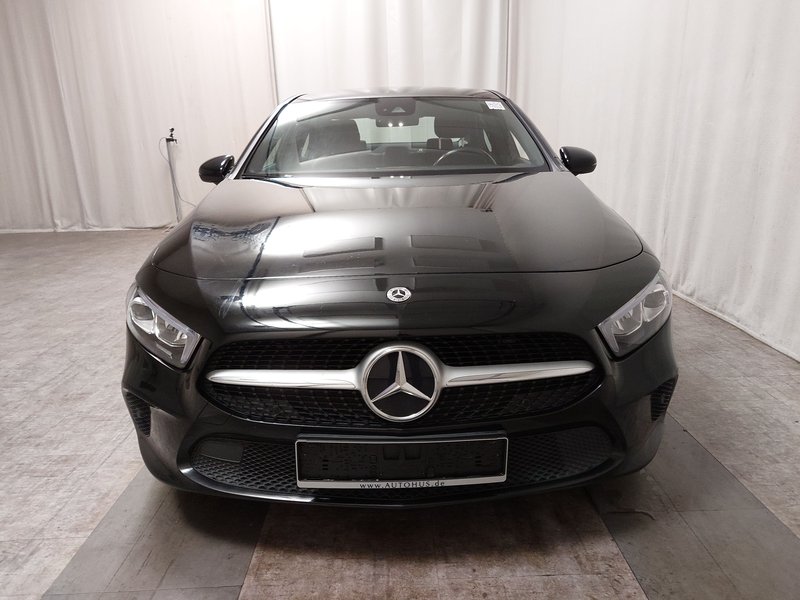 Mercedes-Benz A 200 d automatik Progressive • LED • digitalni instrumenti — 9