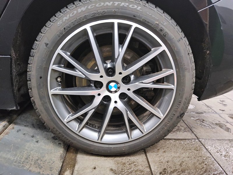 BMW 120d automatik Advantage • Full LED — 11