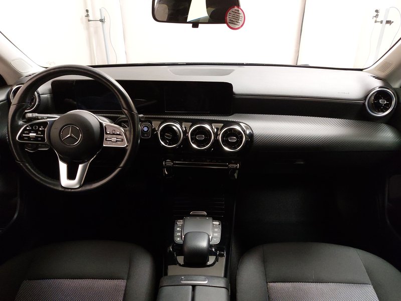 Mercedes-Benz CLA 180 d automatik • LED — 16