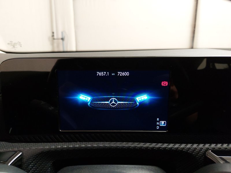 Mercedes-Benz CLA 180 d automatik • LED — 20