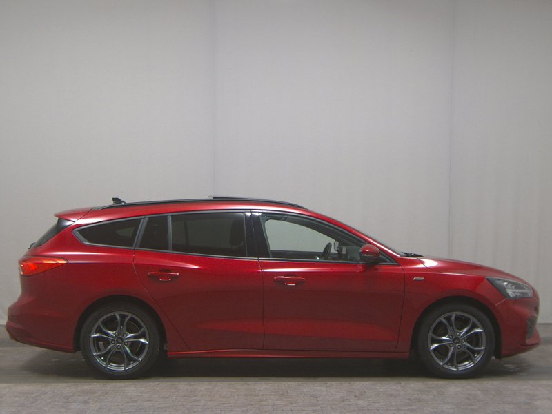 Ford Focus Turnier 1.5 EcoBlue • panorama • HUD