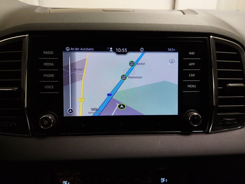 Škoda Karoq 2.0 TDI 4x4 Tour automatik • ACC • kuka za vuču — 18