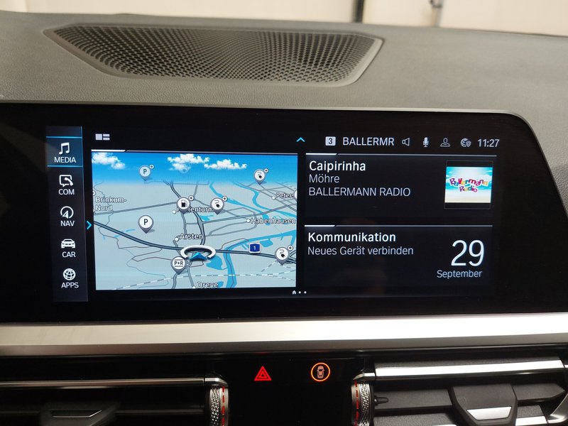 BMW 320e Touring Sport Line automatik • ACC • Full LED — 20