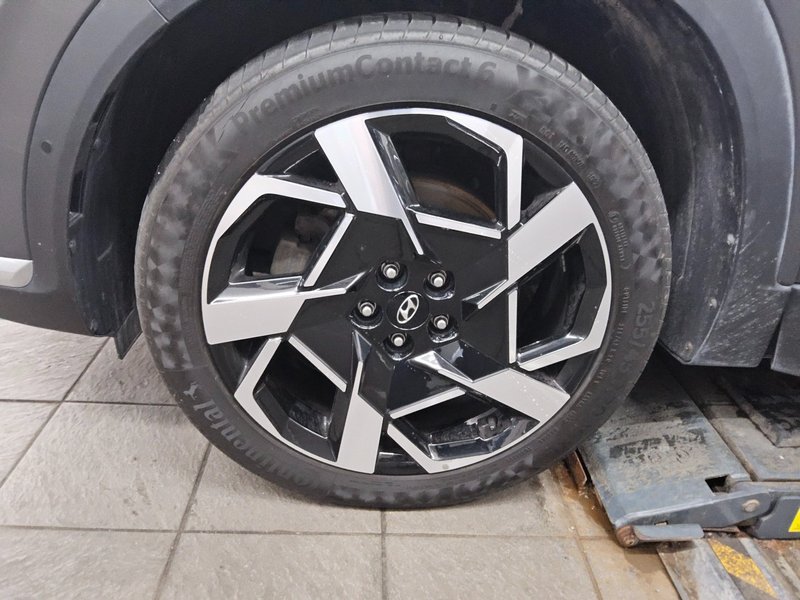 Hyundai Santa Fe 2.2 CRDI 4WD Prime automatik • panorama • HUD — 11