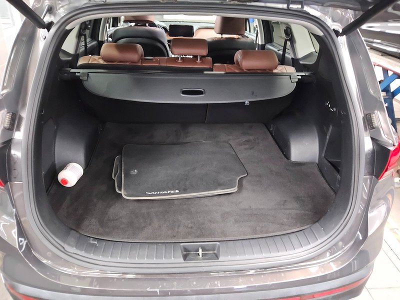 Hyundai Santa Fe 2.2 CRDI 4WD Prime automatik • panorama • HUD — 13