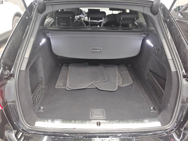 Audi A4 Avant 40 TDI automatik advanced • el. peta vrata • LED — 12