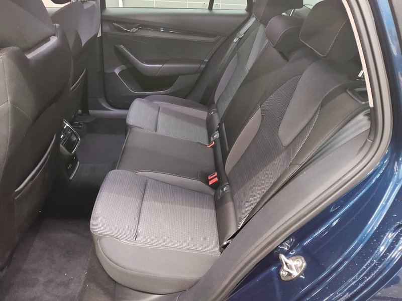 Škoda Octavia Combi 1.0 TSI Ambition automatik • LED • digitalni instrumenti — 13