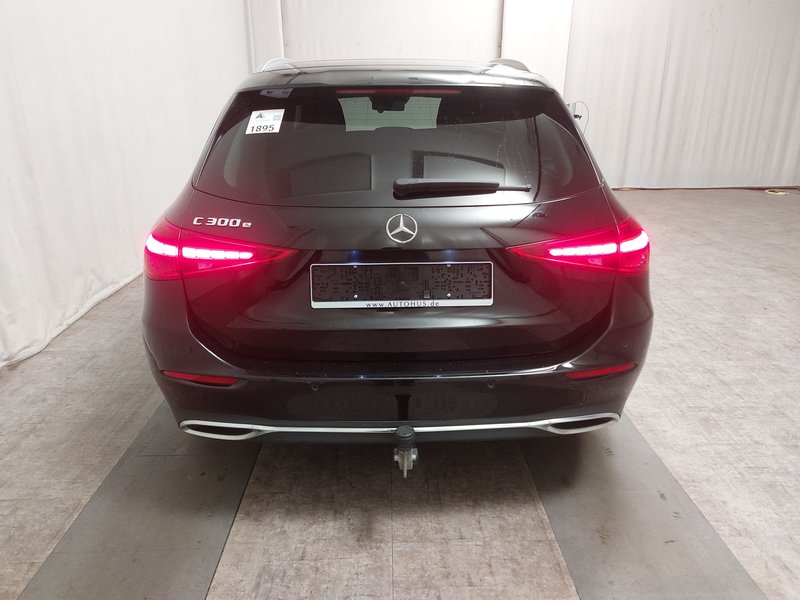 Mercedes-Benz C 300 e karavan Avantgarde • 360° kamera • AHK — 14