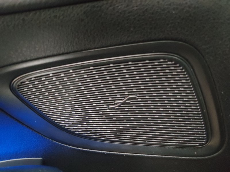 Mercedes-Benz C 300 e karavan Avantgarde • 360° kamera • AHK — 16