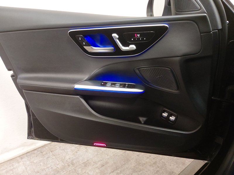 Mercedes-Benz C 300 e karavan Avantgarde • 360° kamera • AHK — 5