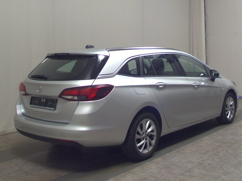 Opel Astra Sports Tourer 1.5 D automatik Elegance • električna vrata prtljažnika — 4