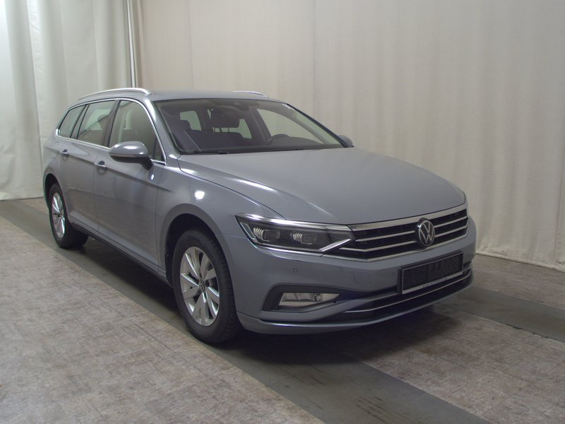 Volkswagen Passat Variant 2.0 TDI automatik Business • AHK • bežično punjenje — 3