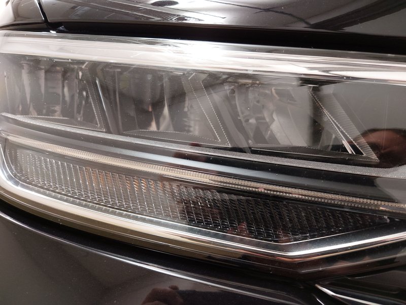 Volkswagen Tiguan 2.0 TDI automatik Life • ACC • Kuka za vuču (zakretna) — 22
