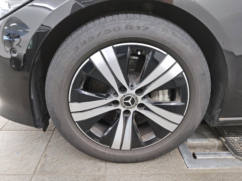 Mercedes-Benz C 220 d karavan Avantgarde automatik • HUD • 360° kamera — 11