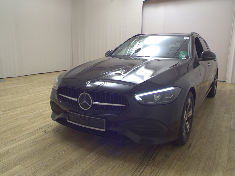 Mercedes-Benz C 220 d karavan Avantgarde automatik • HUD • 360° kamera — 2