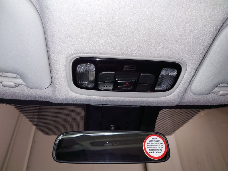 Toyota Yaris 1.0 Comfort • ACC — 13
