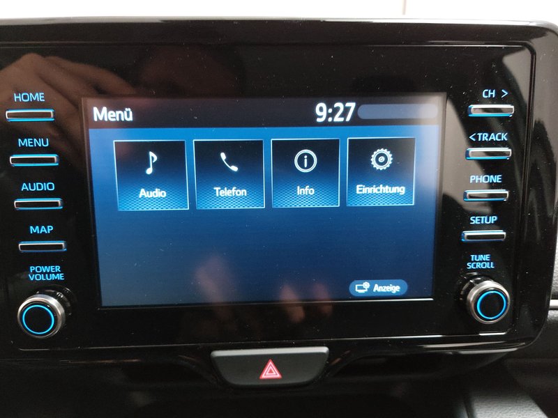 Toyota Yaris 1.0 Comfort • ACC — 19