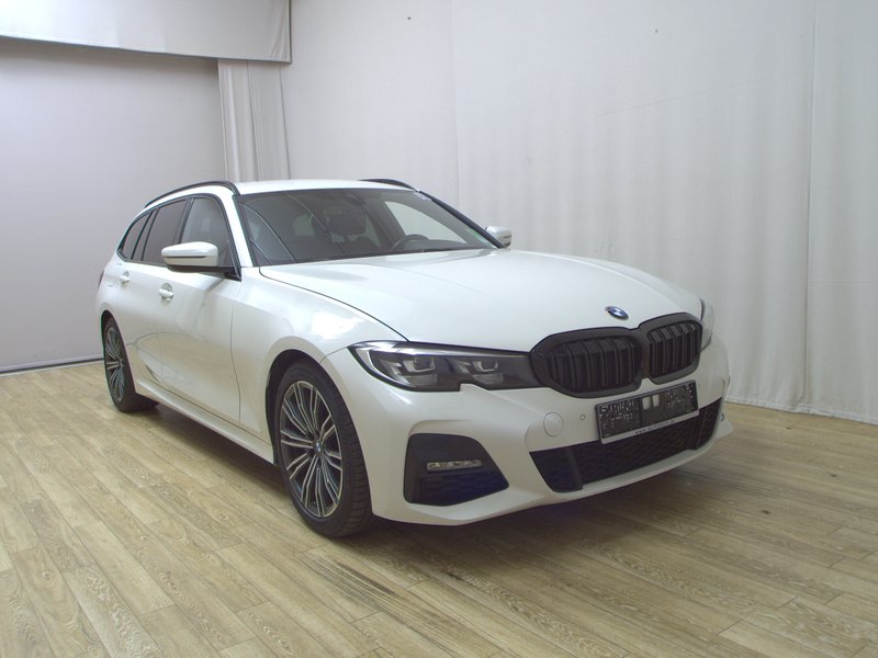 BMW 330i Touring automatik M Sport • Full LED • digitalni instrumenti — 3