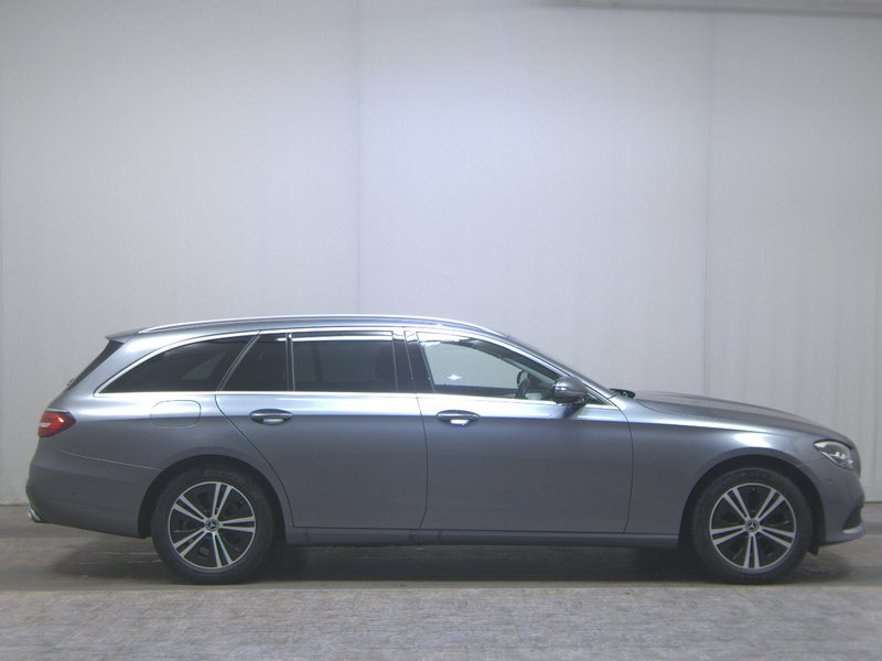 Mercedes-Benz E 220 d automatik Avantgarde • ACC • koža