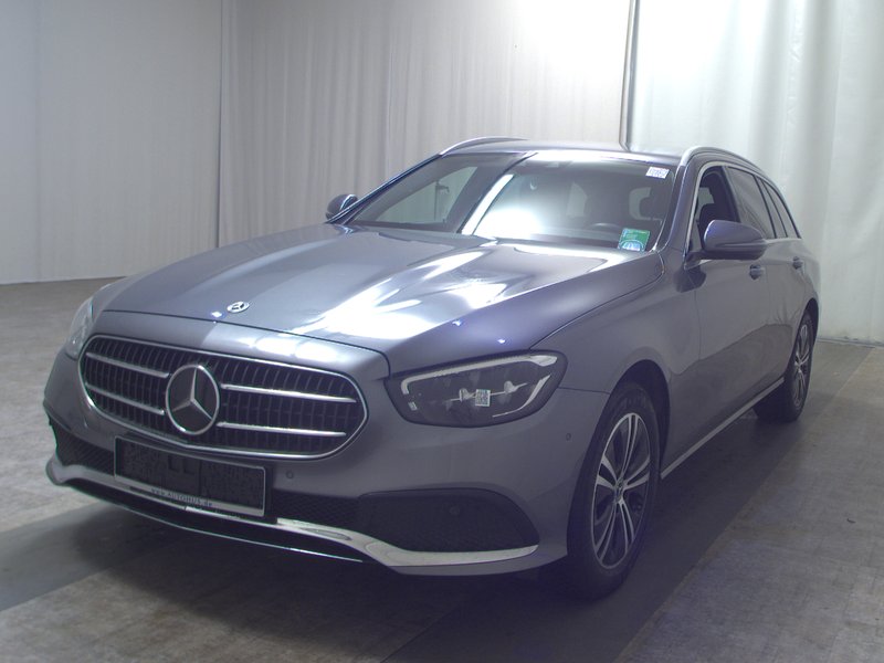 Mercedes-Benz E 220 d automatik Avantgarde • ACC • koža — 2
