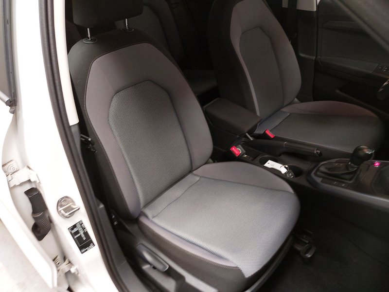 Seat Arona 1.6 TDI Style automatik • LED • navigacija — 10
