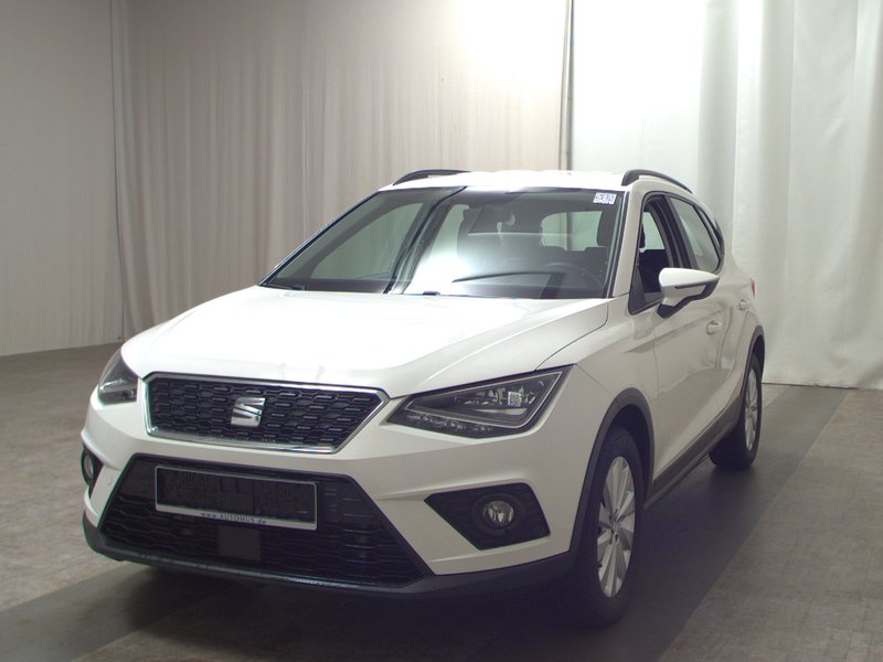 Seat Arona 1.6 TDI Style automatik • LED • navigacija — 2
