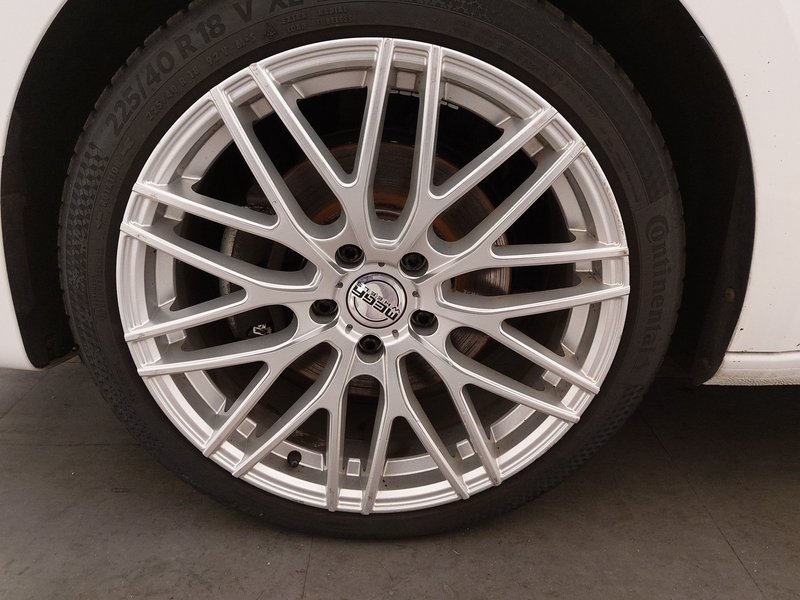 CUPRA Leon Sportstourer 2.0 TDI automatik • ACC • kuka za vuču — 12