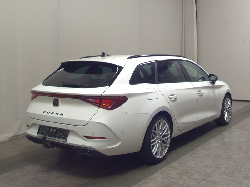 CUPRA Leon Sportstourer 2.0 TDI automatik • ACC • kuka za vuču — 4