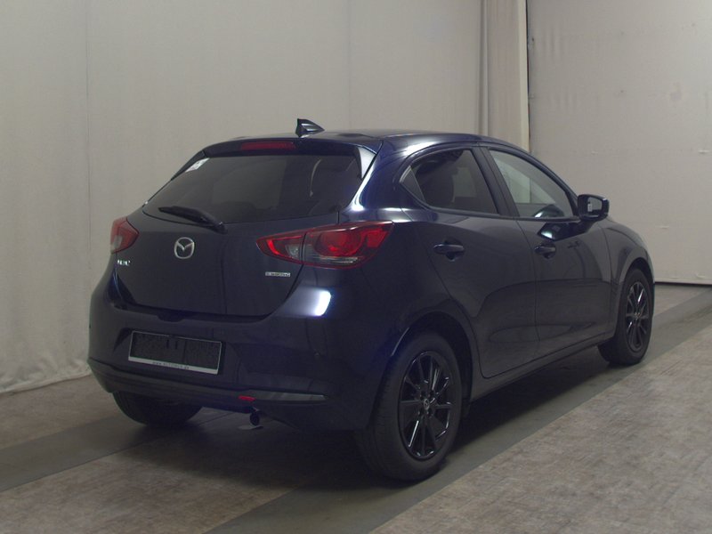 Mazda 2 e-Skyactiv Homura • Full LED — 4